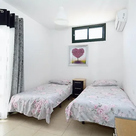Casa Lottie - 5 Bed Private Pool Lanzarote Коста Бланка