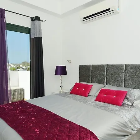 Casa Lottie - 5 Bed Private Pool Lanzarote * Playa Blanca